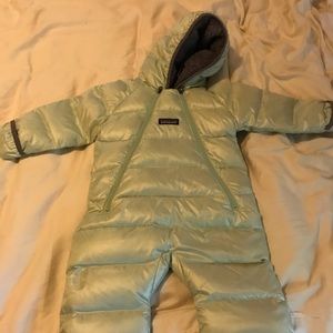 Patagonia hi loft Snowsuit NWT